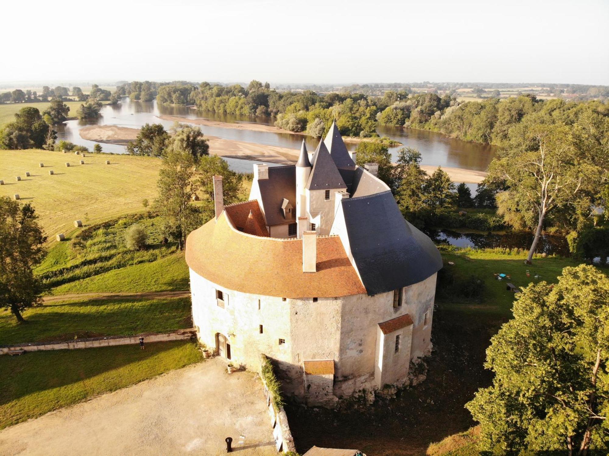 Chambre D'Hote, Chateau De Meauce Louise Et Marie Saincaize-Meauce Eksteriør billede